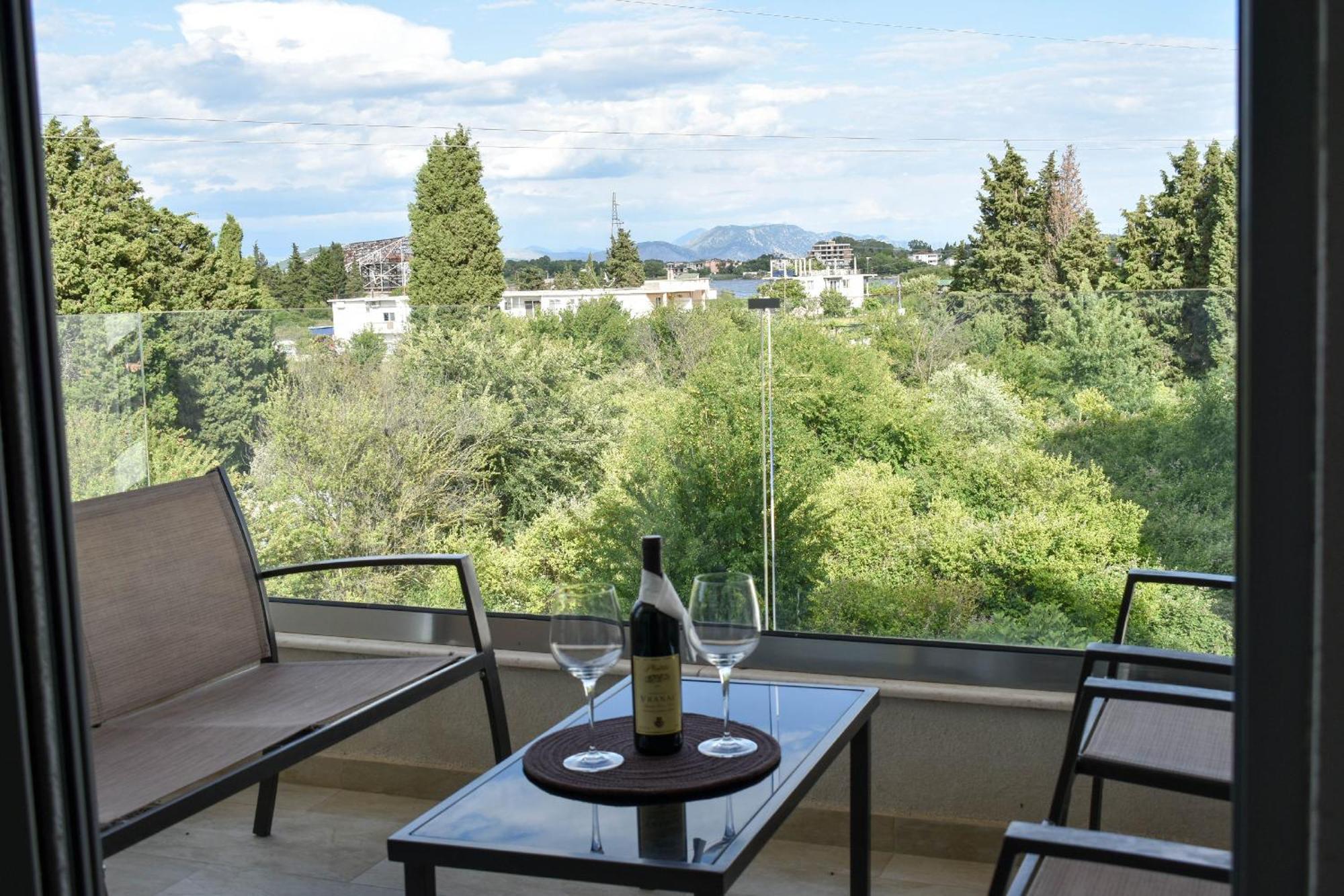Lux Kalimera Apartments 乌尔齐尼 外观 照片