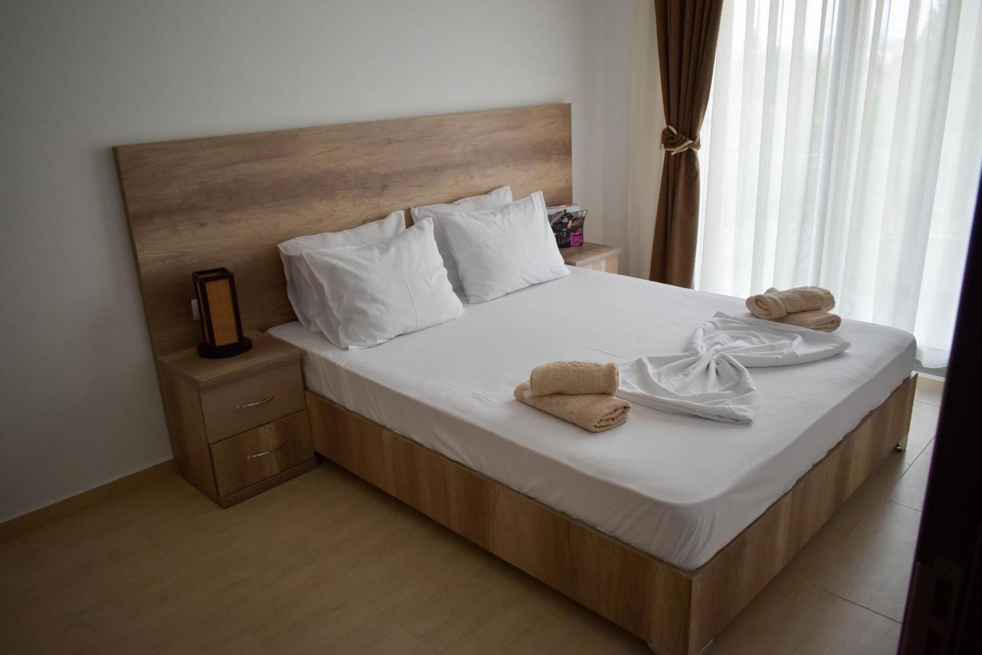 Lux Kalimera Apartments 乌尔齐尼 外观 照片